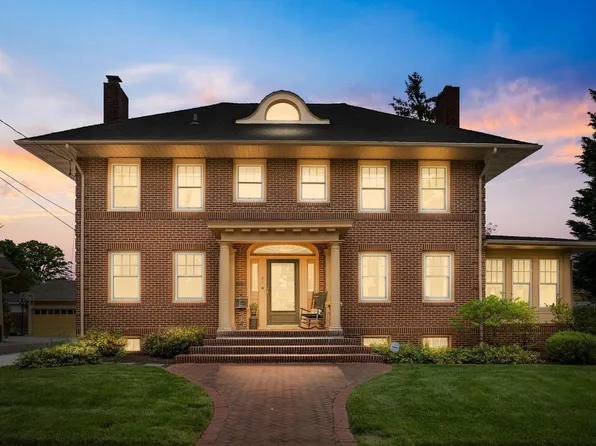 21 Saint Davids Rd, Cherry Hill, NJ 08002
