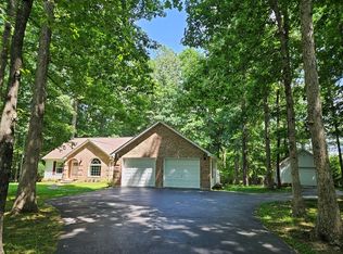 1210 Camp Belle Air Rd, Sparta, TN 38583