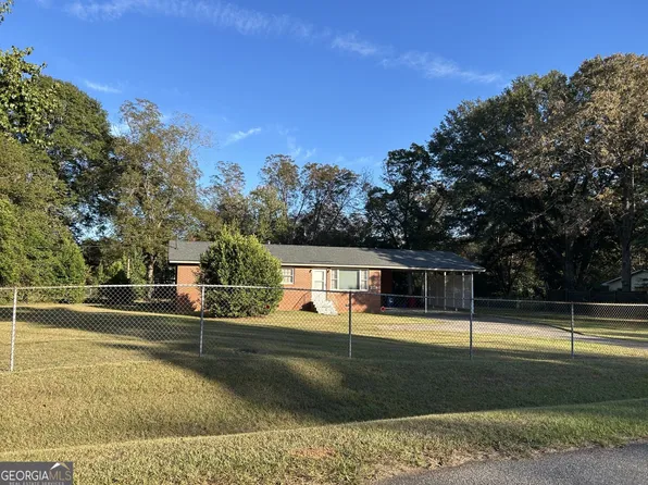 3114 Beverdine Dr, Macon, GA 31216