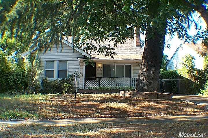 1st image of 217 El Camino Ave