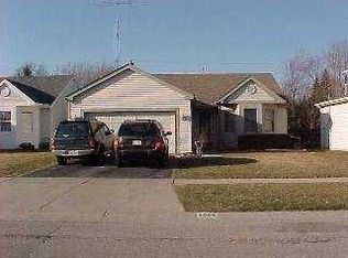 6056 White Oak Dr, Toledo, OH 43615