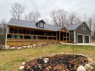 1037 Park Dr, Columbiaville, MI, 48421