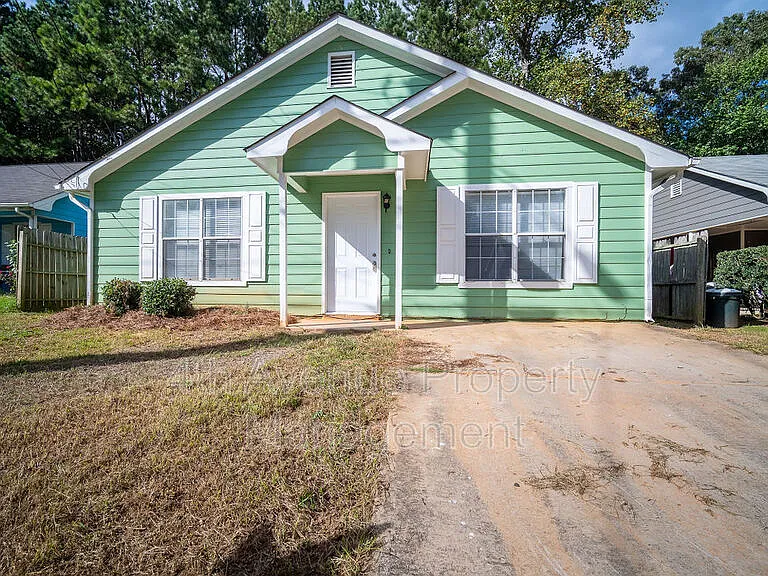 2840 Pebblebrook Ct — Photo 2