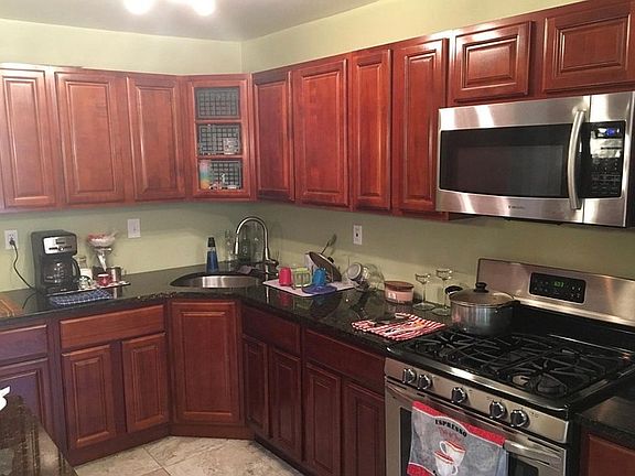 5th image of 8618 Jackson St