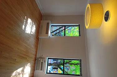 Rented by Metropolis Real Estate of Manhattan