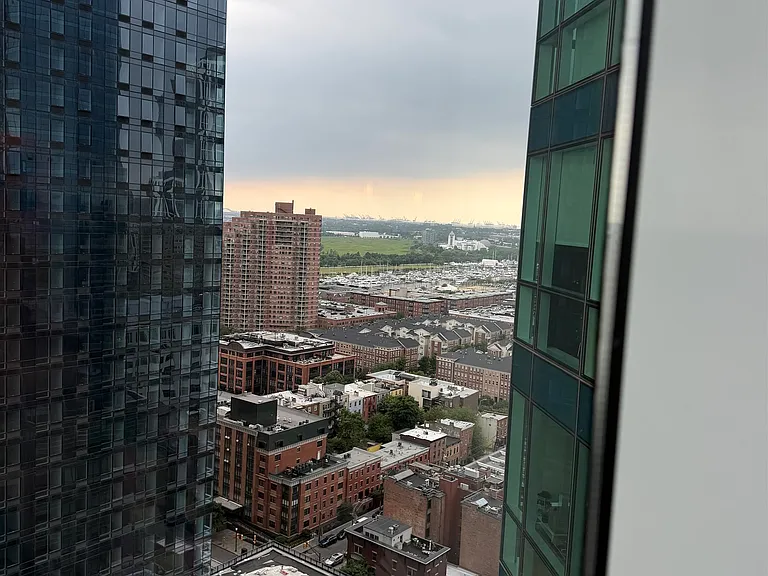 77 Hudson St #2610 — Photo 26