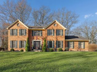 1077 Tumbleweed Dr, Loveland, OH