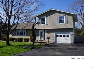 4947 Driftwood Dr, Liverpool, NY 13088