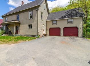 95 Autumn Street, Newport City, VT 05855