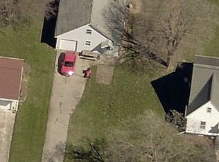 218 W Maple St, Hubbard, IA 50122