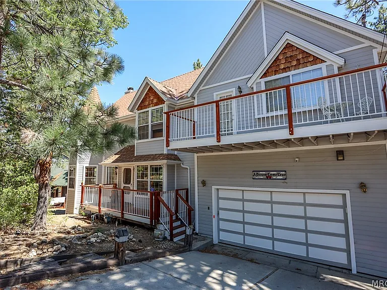 732 Villa Grove Ave — Photo 4