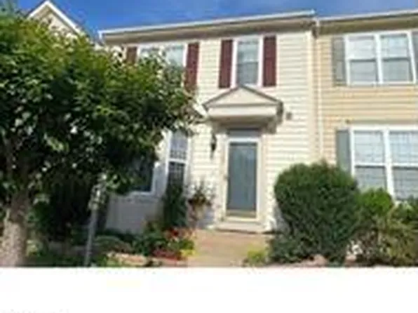 11589 Tolson Pl, Woodbridge, VA 22192