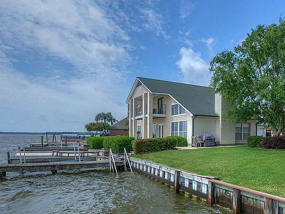 2nd image of 7179 Kingston Cove Ln