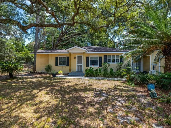 16637 Livingston Ave, Lutz, FL 33559