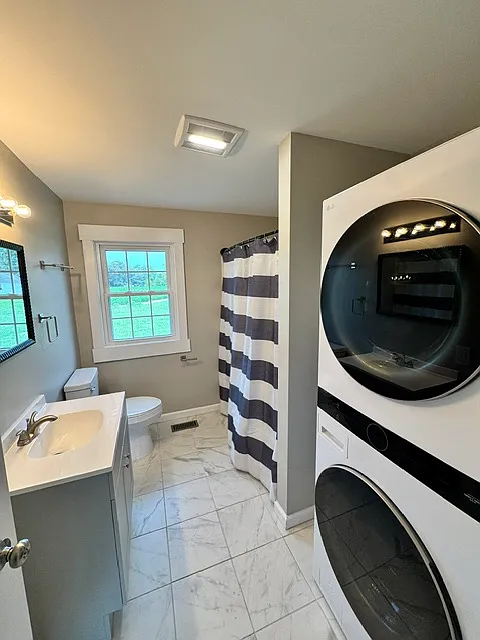 3 bed, 1200 sqft, $1,700 — Photo 4
