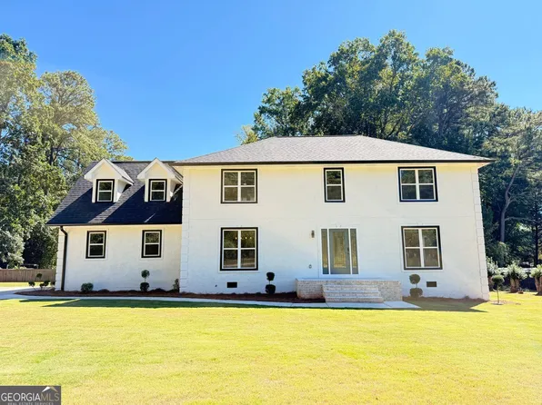 2887 Lake Jodeco Rd, Jonesboro, GA 30236