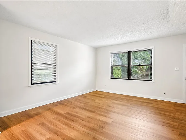 4958 Just St NE — Photo 5
