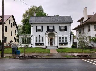 542-546 Parker St, Newark, NJ 07104