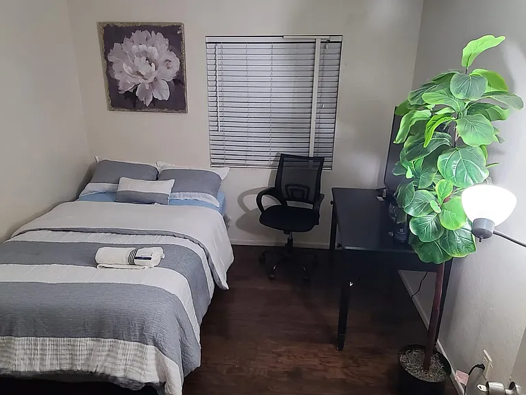 12828 Ramona Blvd #19 — Photo 10