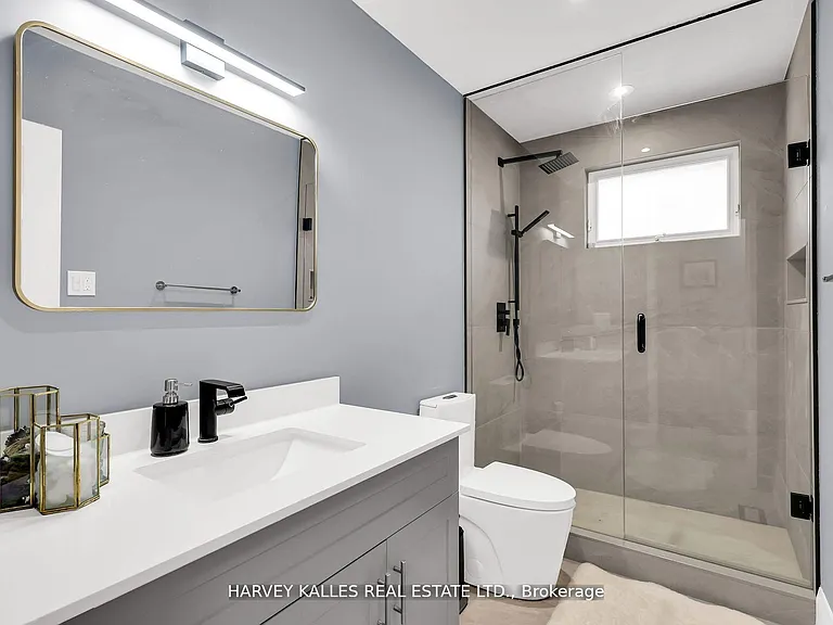 16 Wedgeport Pl — Photo 31