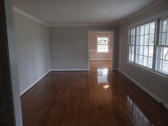 4th image of 9274 Blagdon Dr