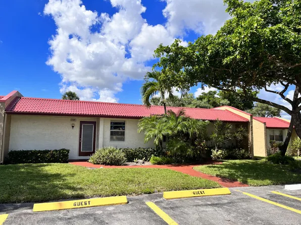 105 Lake Irene Drive, West Palm Beach, FL 33411