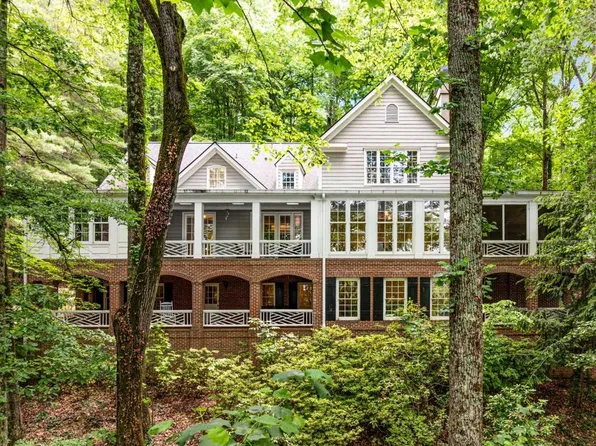 130 River Lndg, Sandy Springs, GA 30350