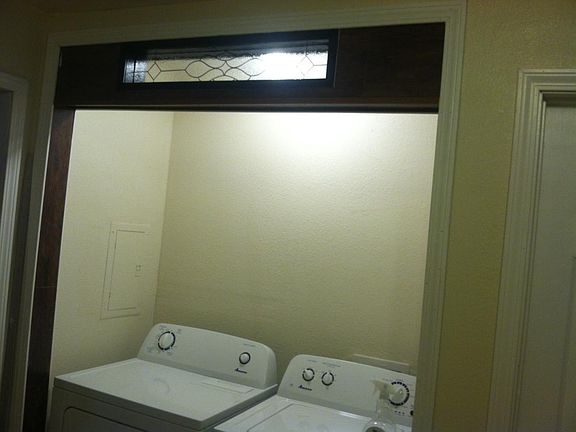 4th image of 213 Laclede Ave APT 7