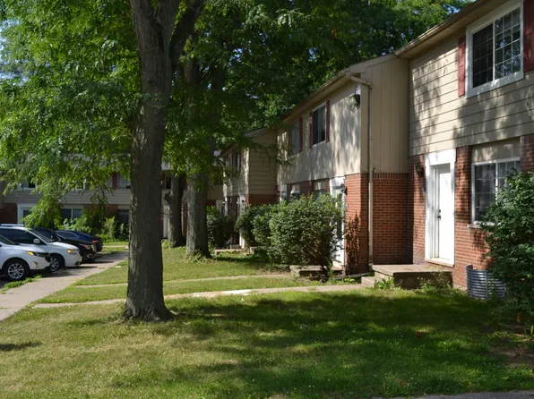 1003 Vincent Ct, Lansing, MI