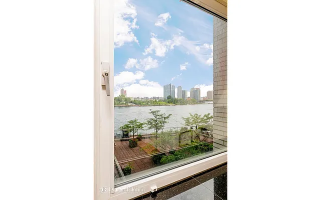 Sold by Douglas Elliman | media 18
