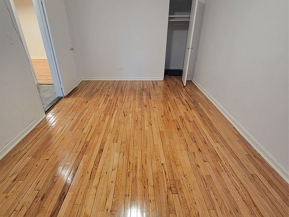 4th image of 1040 Neilson Street #6G