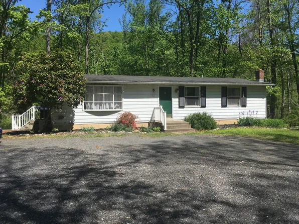 950 Greenbriar Rd Unit A, New Bloomfield, PA 17068