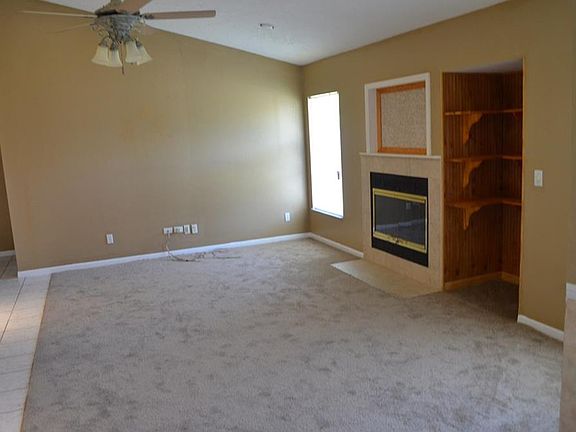 3rd image of 2611 Sprucewood Ln