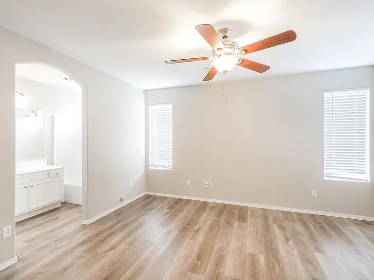 12929 W Willow Ave — Photo 14