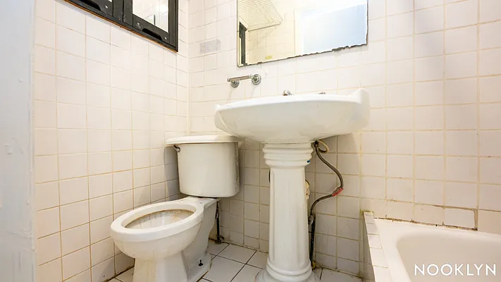 Rented by Nooklyn NYC LLC | media 12