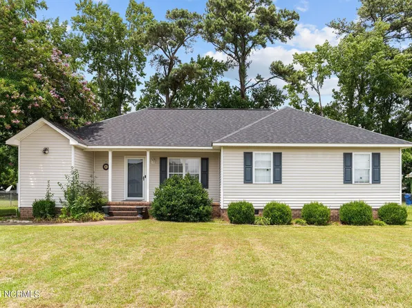 562 Bayberry Lane, Winterville, NC 28590