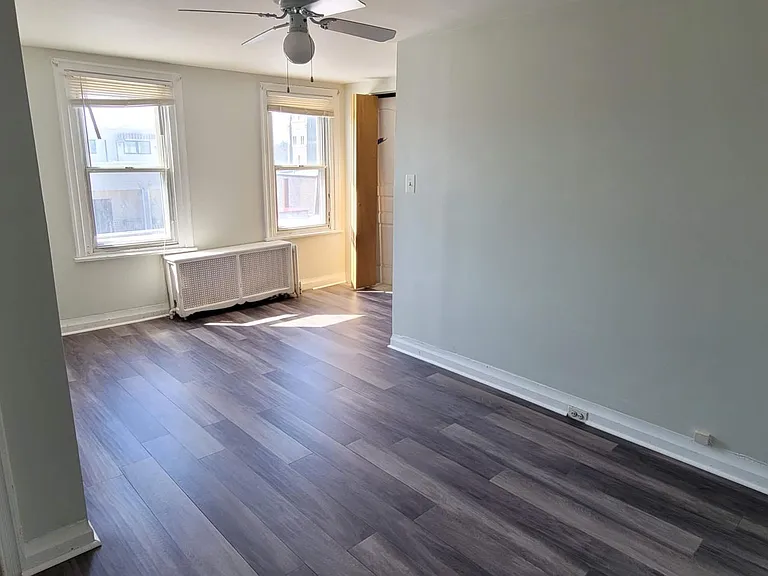 3834 Manayunk Ave — Photo 22