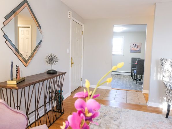 105 N Willow St APT 5