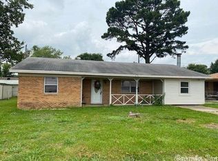 805 S Stanley, Carlisle, AR 72024