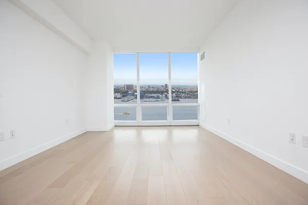 Rented by Brown Harris Stevens | media 38