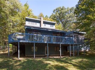 195 Robin Dr, Collinsville, CT 06019