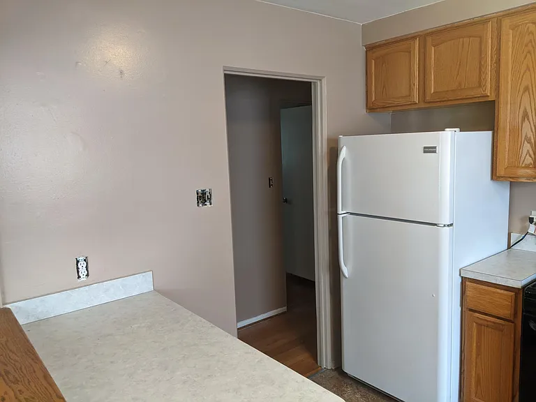 29714 Rosslyn Ave — Photo 5