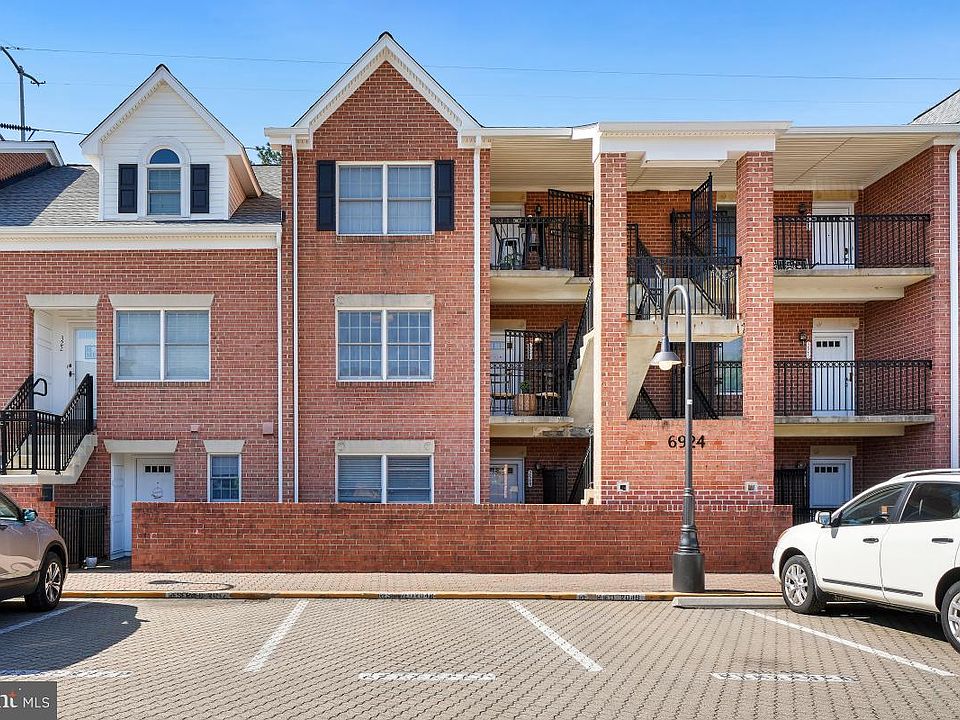 1st image of 6924 Fairfax Dr Unit 324