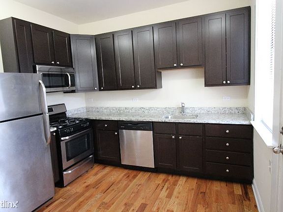 2nd image of 6720 N Lakewood Ave APT 1