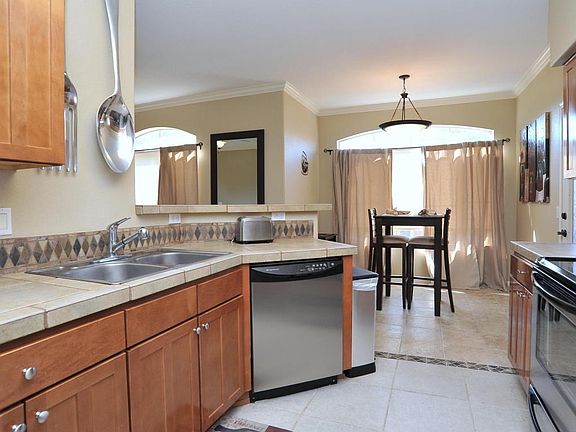 4th image of 7050 E Sunrise Dr