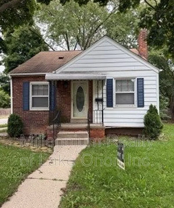 271 Dick Ave