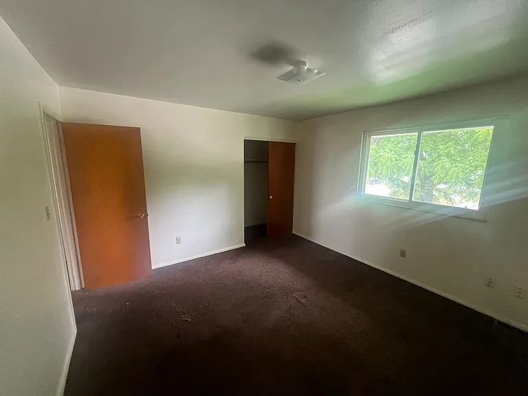 363 S Church St — Photo 7
