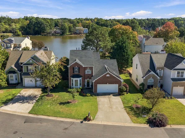 311 Winward Pointe Dr, Durham, NC 27703