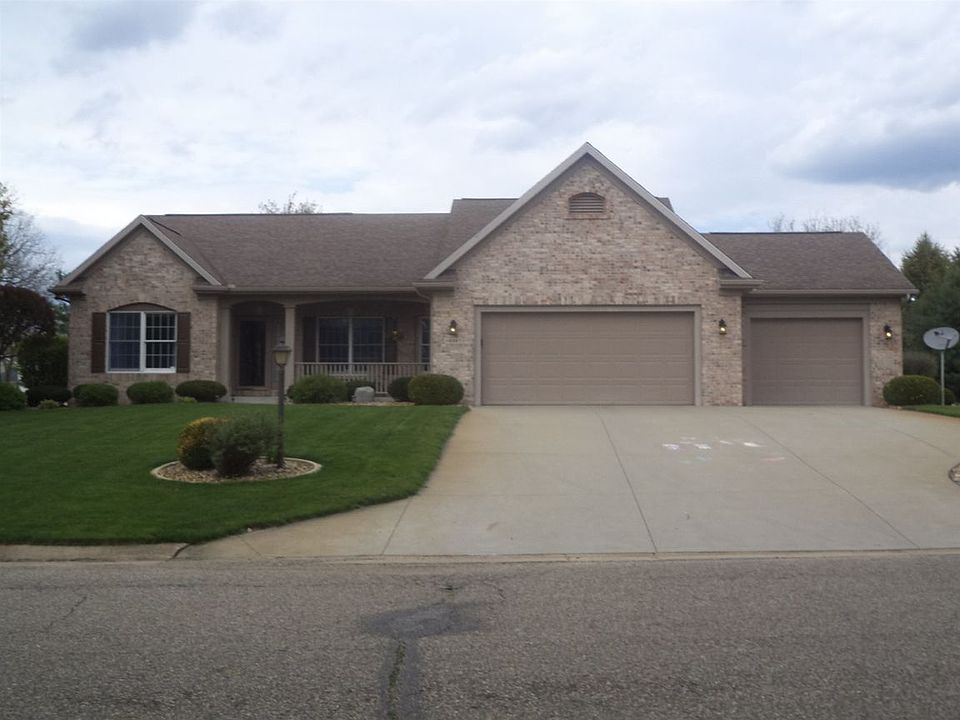 1st image of 16367 Brentwood Dr