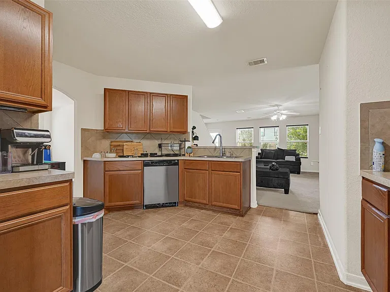 15826 Sheldon Ridge Way — Photo 7